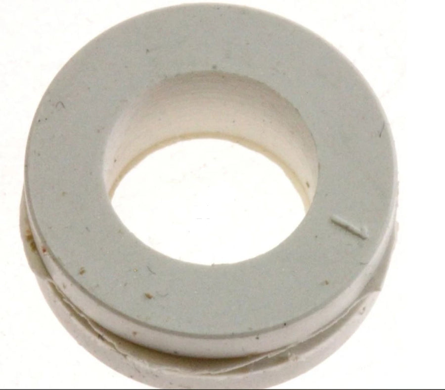 00423507 Průchodka do ohřívače vody